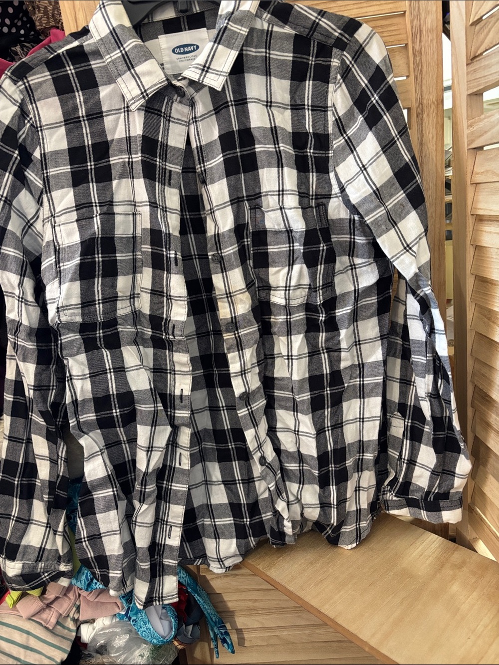 Old Navy Black & White Plaid Button-Down Shirt Medium